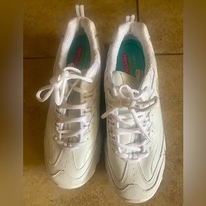 D'lites White Shoe Skechers Women leather Sport Casual Comfort Memory Foam 11949